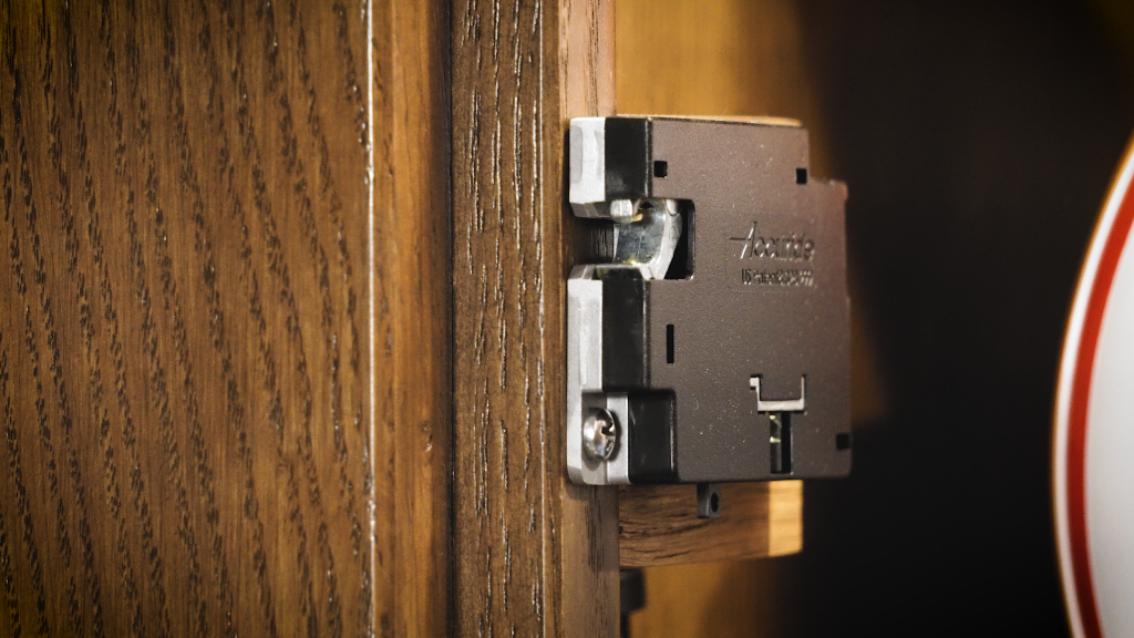 Senseon standalone electronic lock