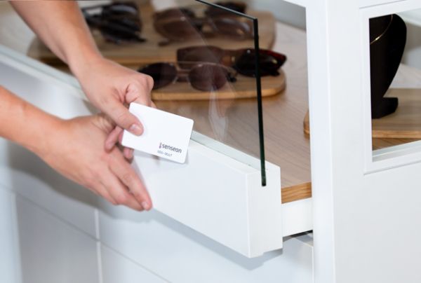 Senseon access control system in retail display